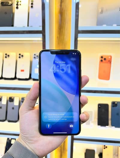 iphone 11 pro max {512 Gb}No open repair and (exchange possible)