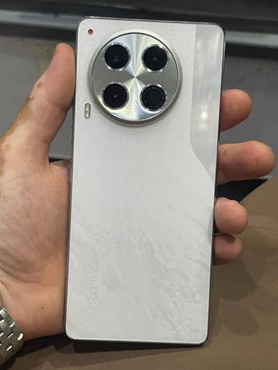 Tecno camon 30 8/256