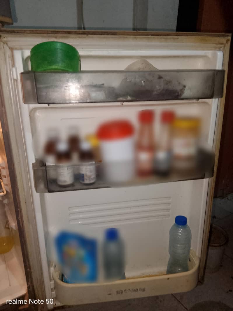 refrigerator 4