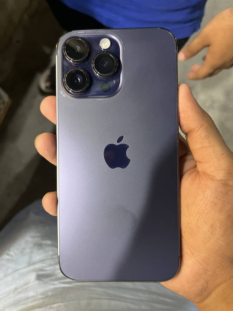 Iphone 14pro max 0