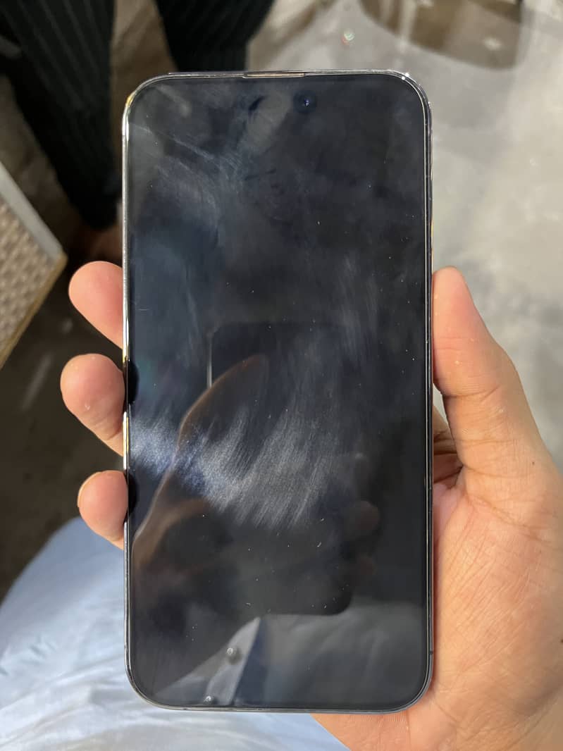 Iphone 14pro max 1
