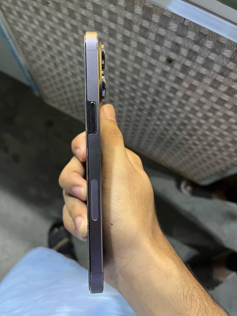 Iphone 14pro max 7