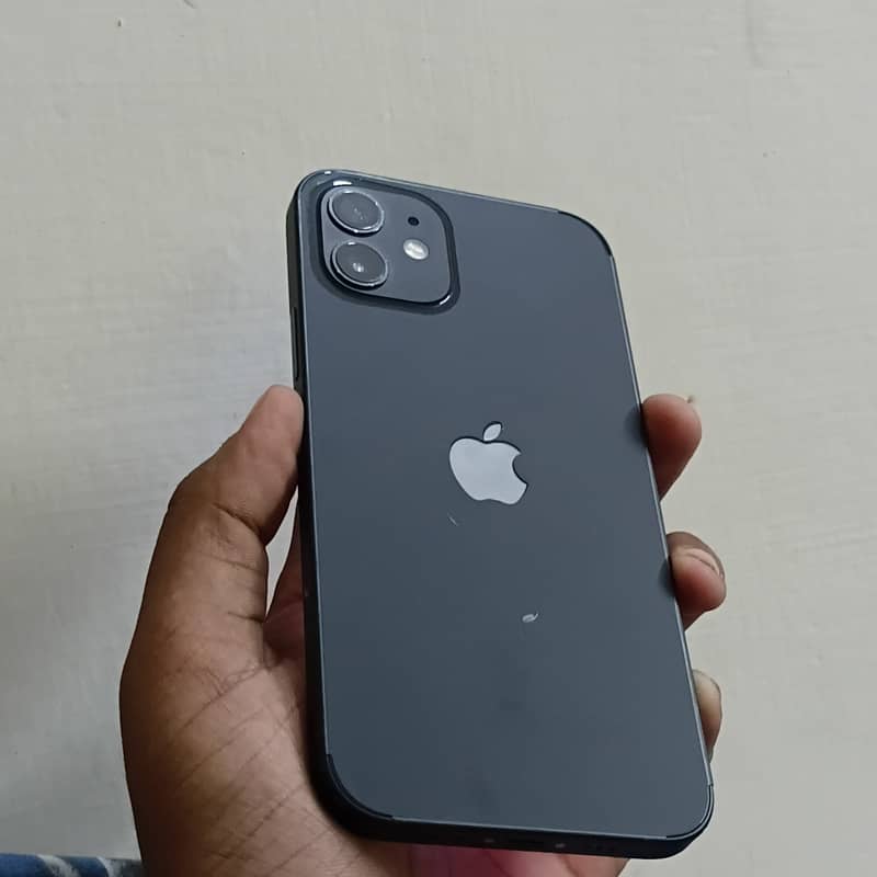 IPHONE 12 4