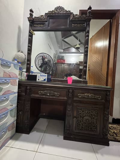 dresser for sale urgent