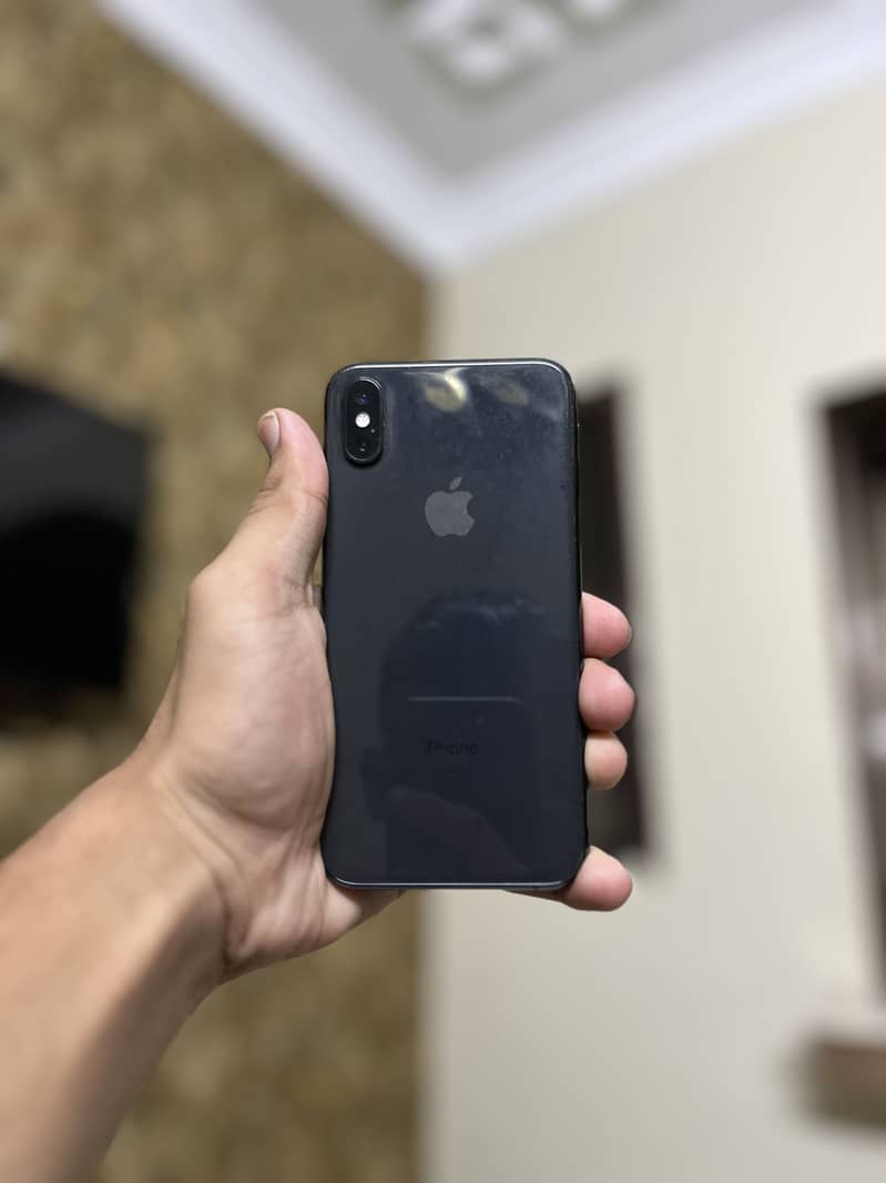 IPHONE XS 1