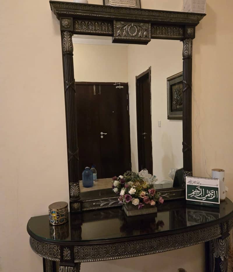 Mirror console 0