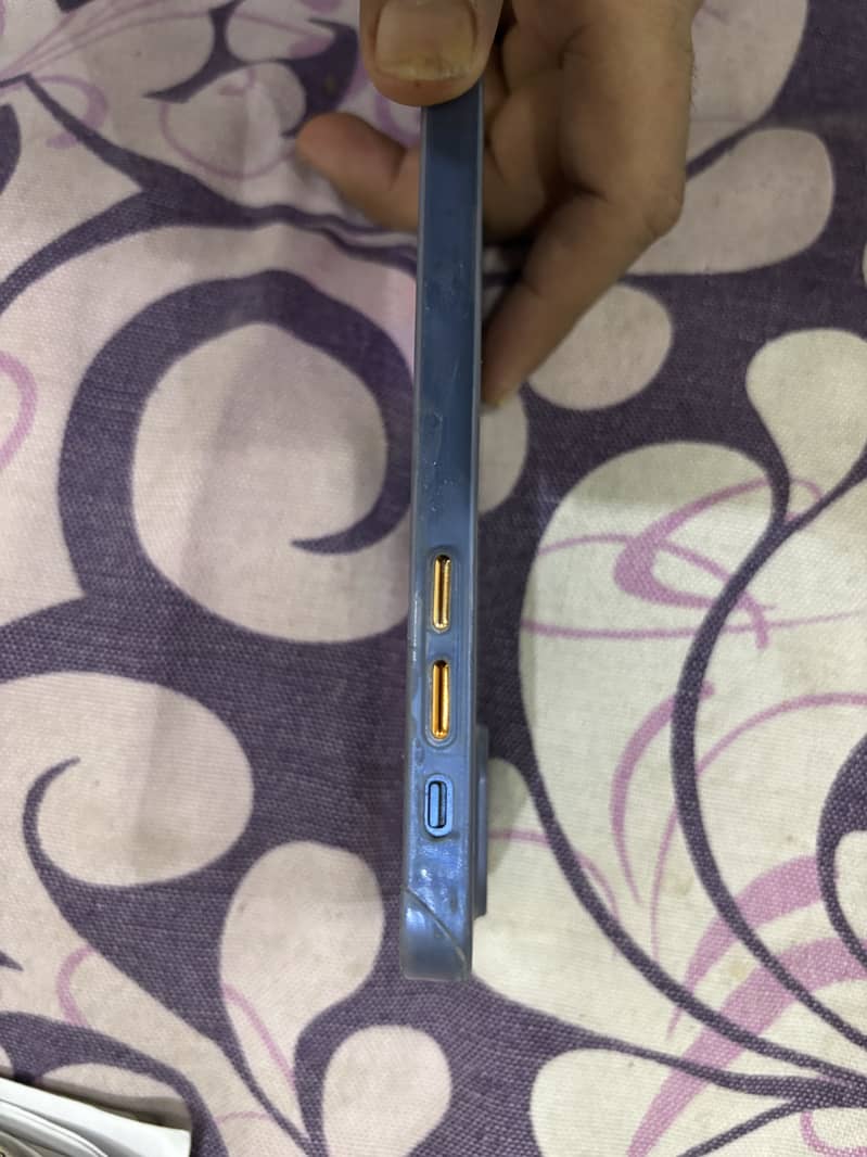 iPhone 13 mini 3