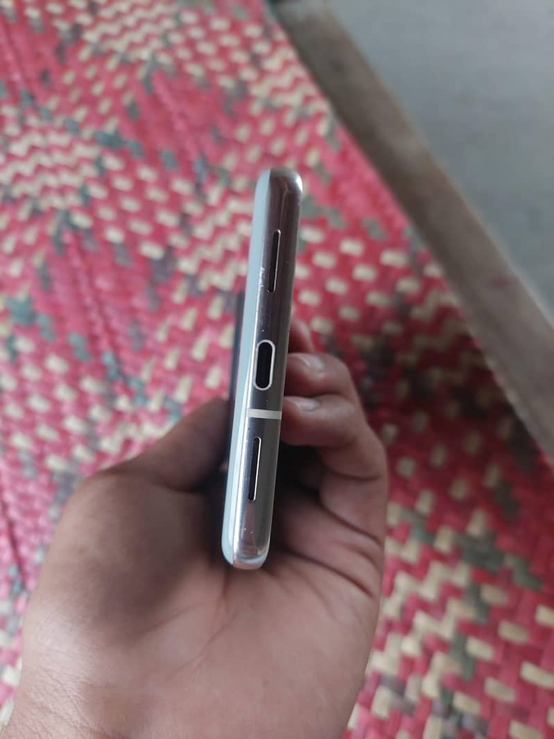 Google Pixel 7 pro 4