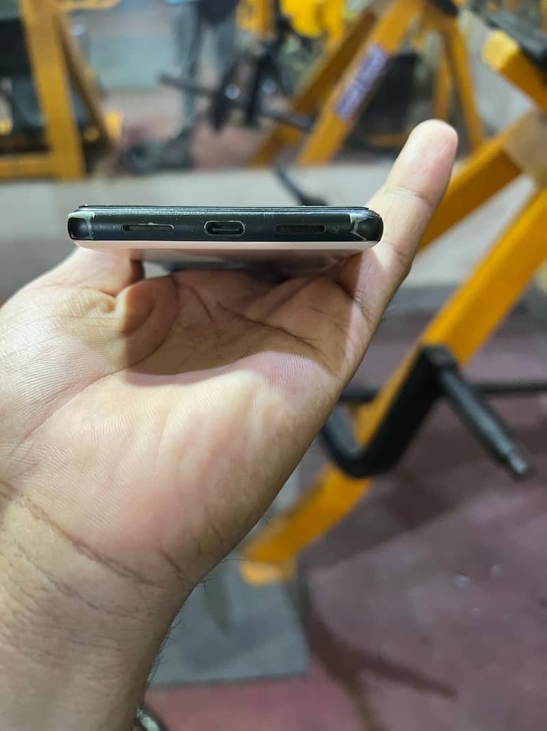 Google Pixel 6 3