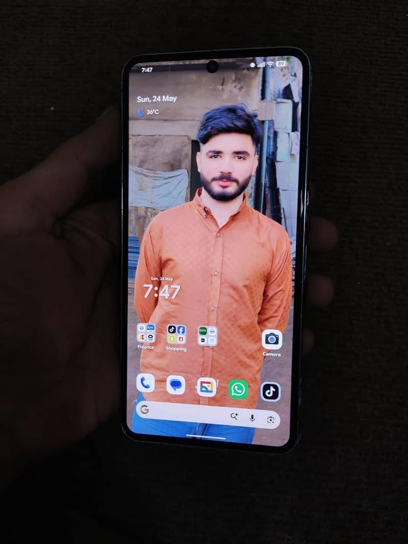 Google pixel 8 pro 3