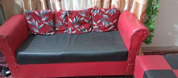 Red and black sofa set