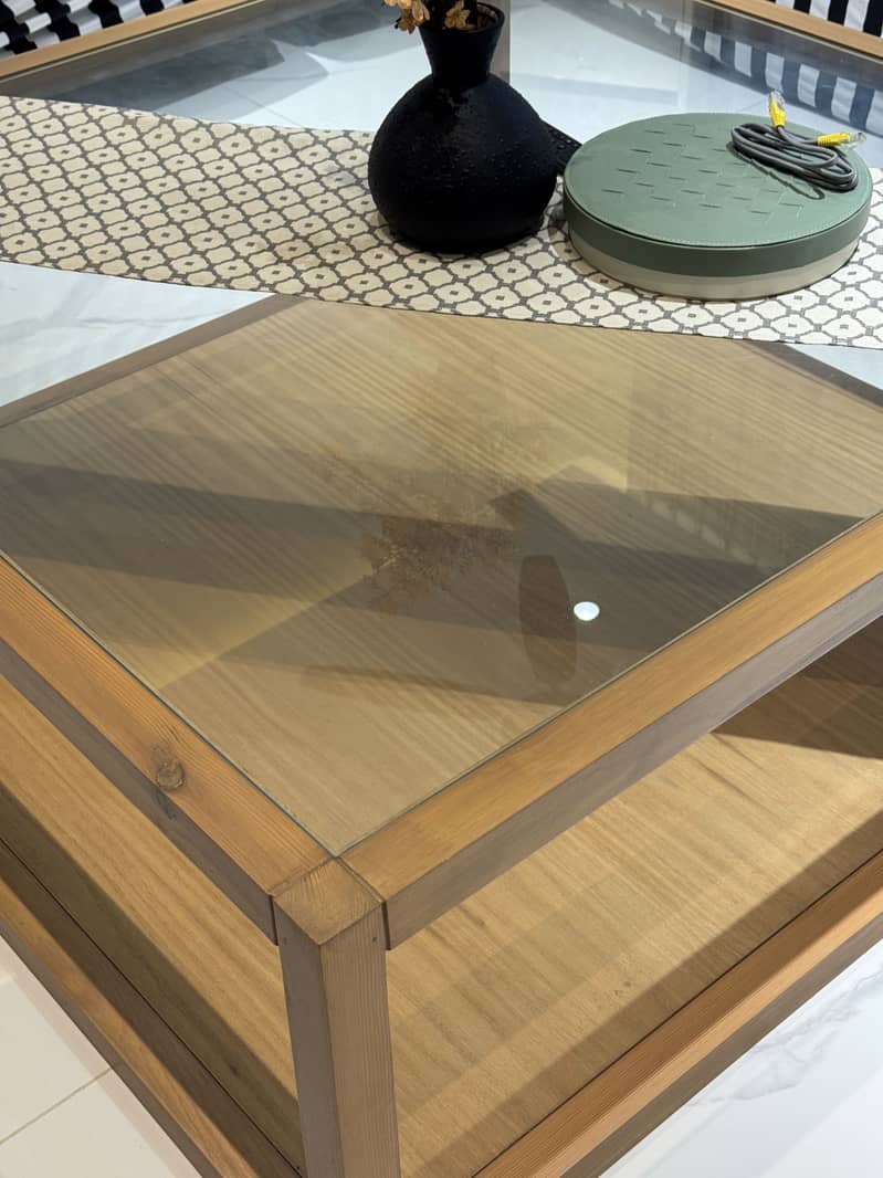 Center table 4