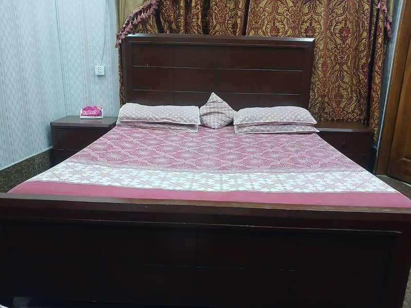 Solid Bed with Side tables. without mattress 1