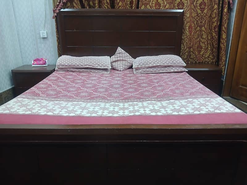 Solid Bed with Side tables. without mattress 4