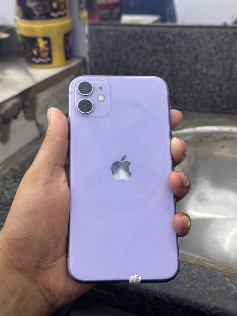 Apple iPhone 11 0