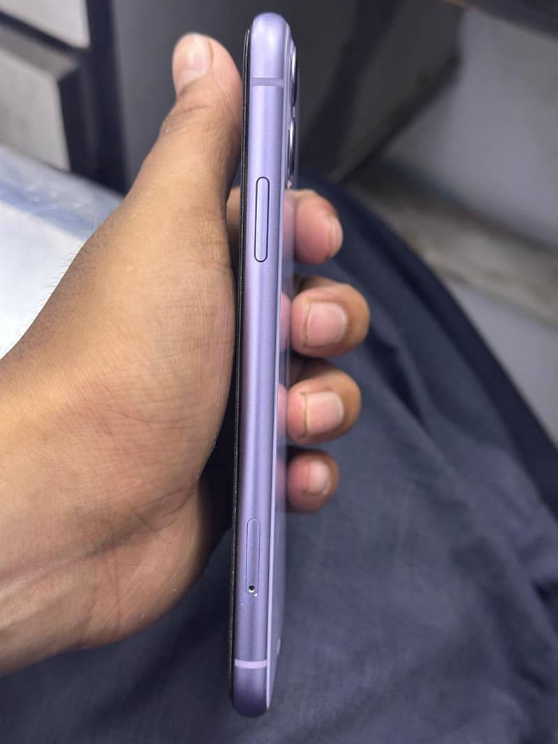 Apple iPhone 11 5