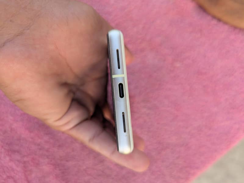 Google Pixel 7 3