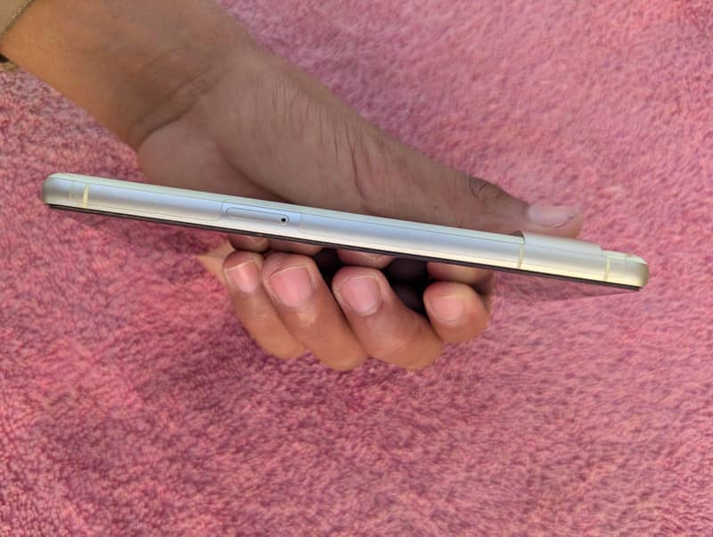 Google Pixel 7 5
