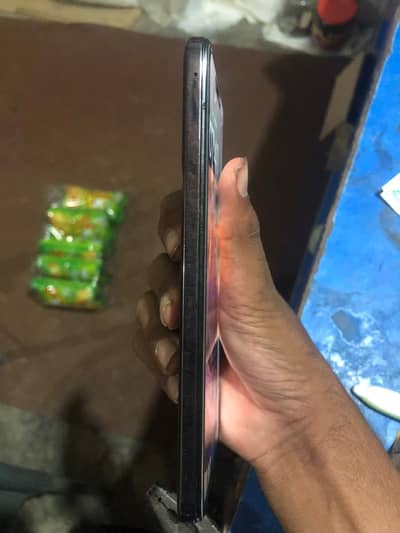 Vivo Y29