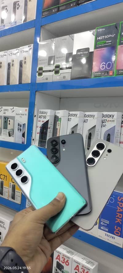 Camon40Pro 8+256 Box Pack Official Warranty