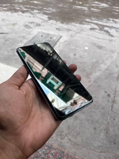 Vivo V21