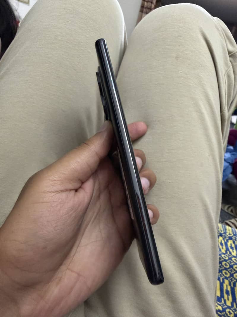 Redmi Note 14 Pro 4