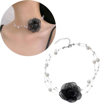 Woman neckless set