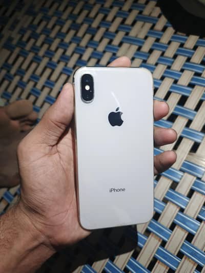 iPhone X