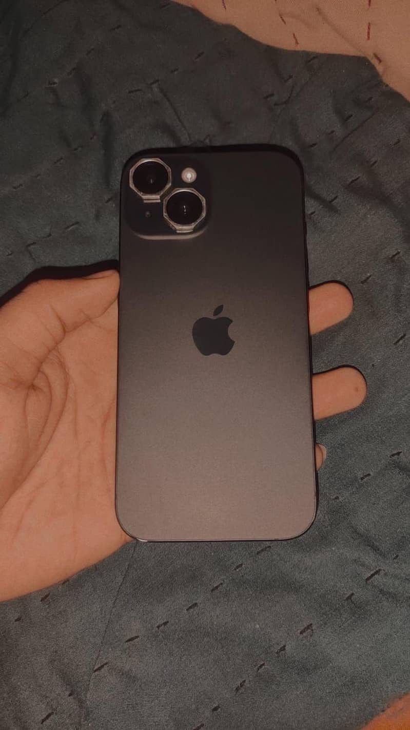 Apple iPhone 15 1