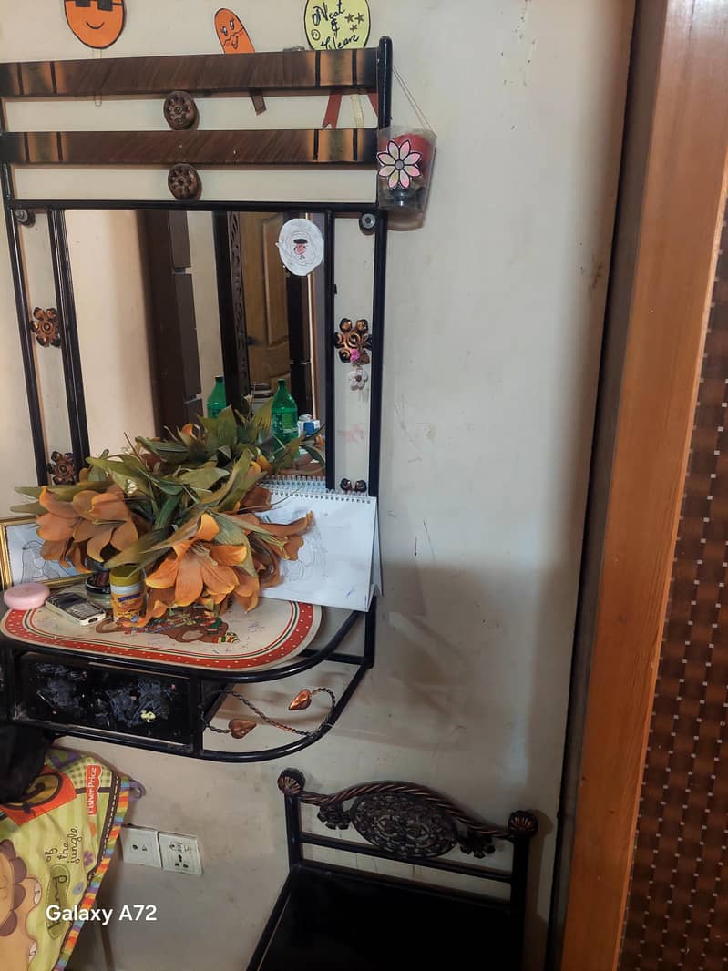 dressing mirror stool 1