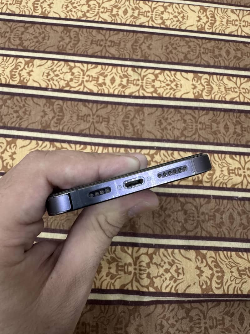 Iphone 14 pro max 3
