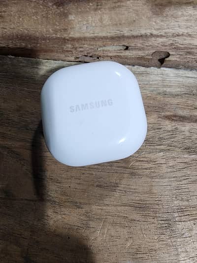 Samsung buds FE