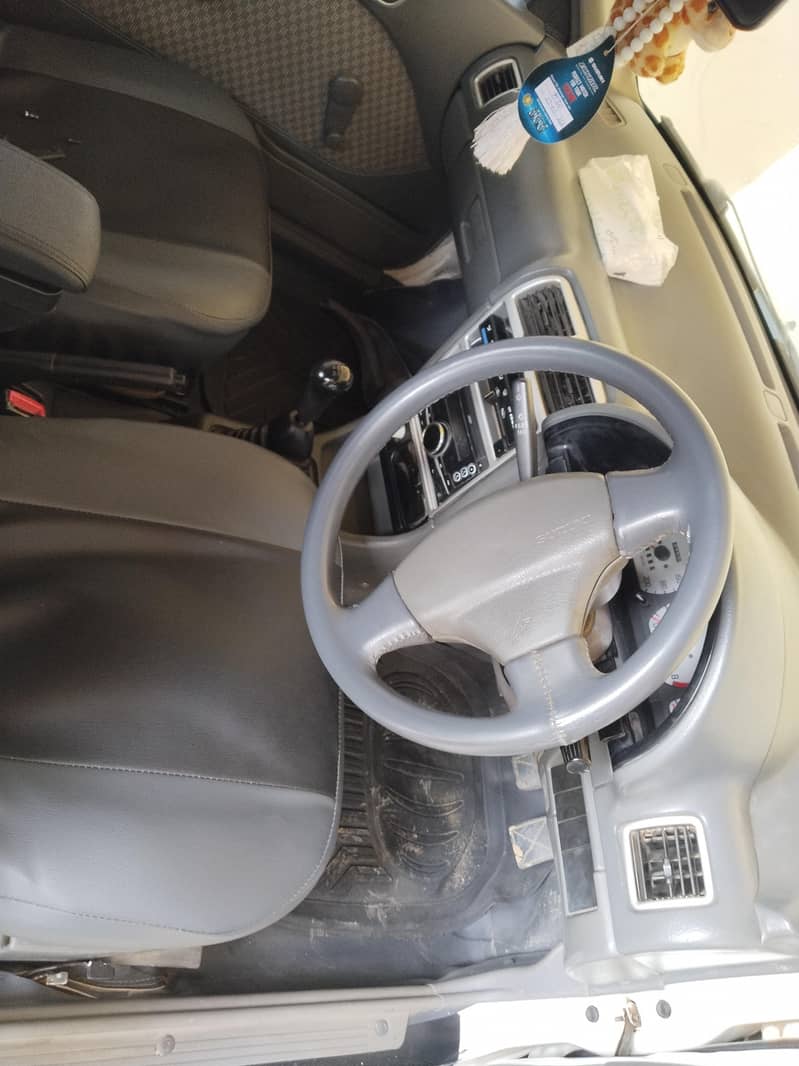 Suzuki cultus 5