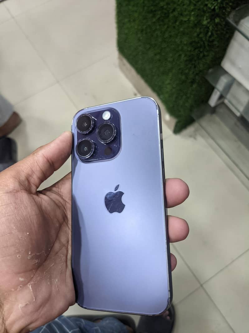 iphone 14 pro max 4