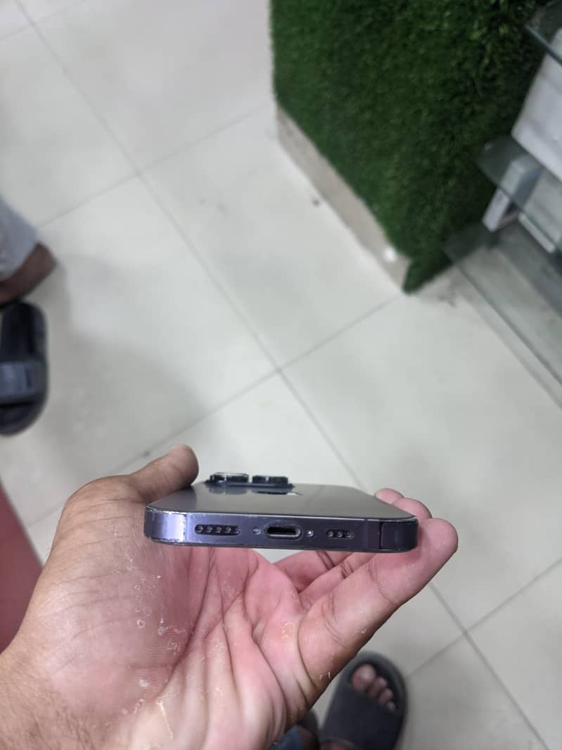 iphone 14 pro max 5