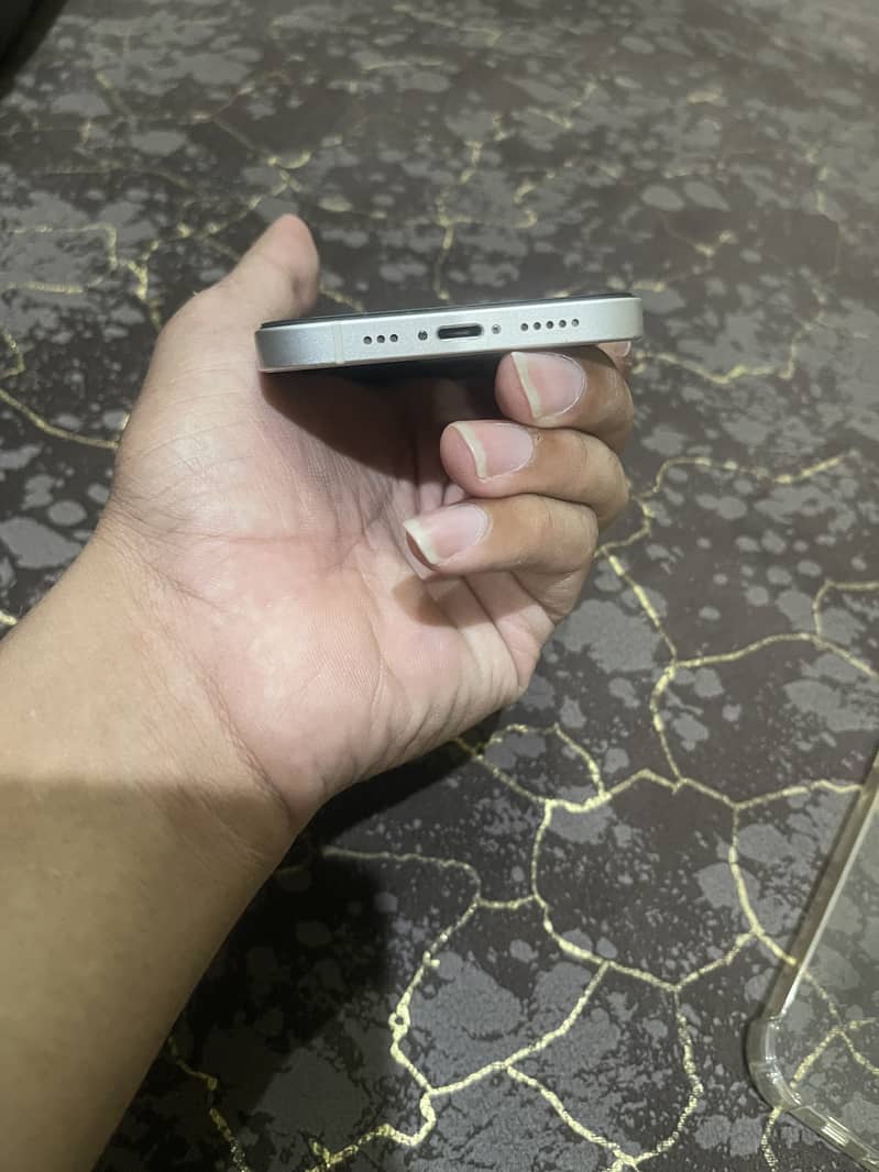iPhone 12 1