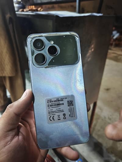 Tecno spark 40