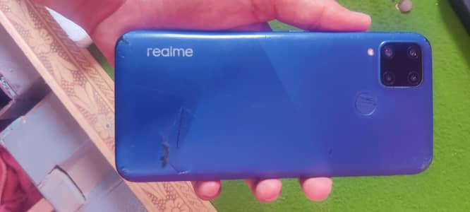 realme C15