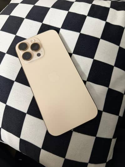 Apple iPhone 16 Pro Max
