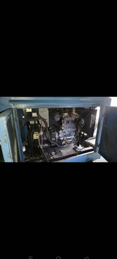 30 kva Perkin generator