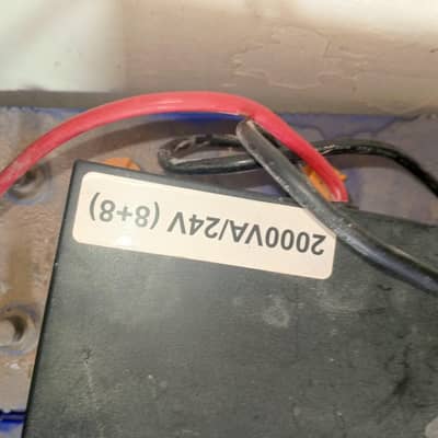 Simtek Pure Sine Wave Inverter 2000VA -24V