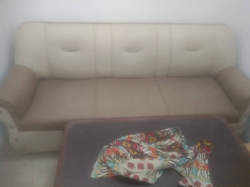 Sofa set 0