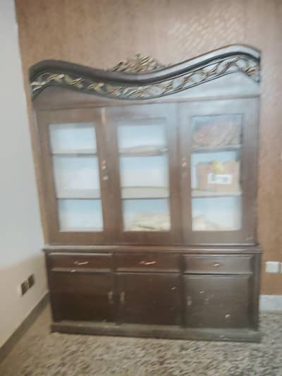 Wardrobe for Crockery and for number call on 314 3939121