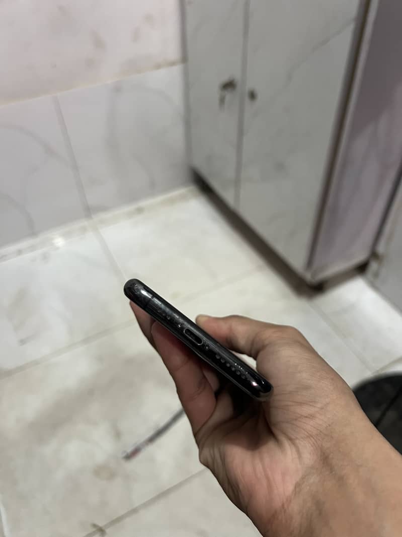 iPhone 11 pro 0
