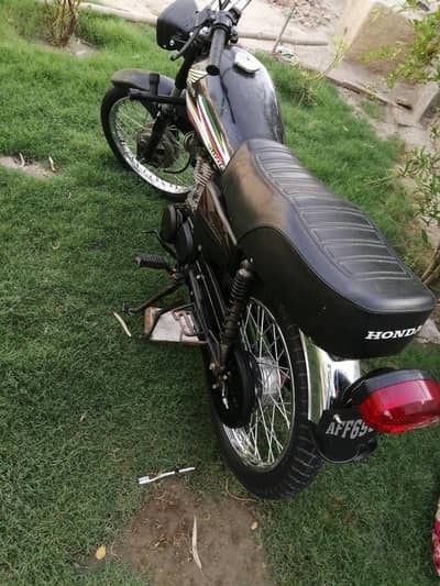 Honda CG 125D