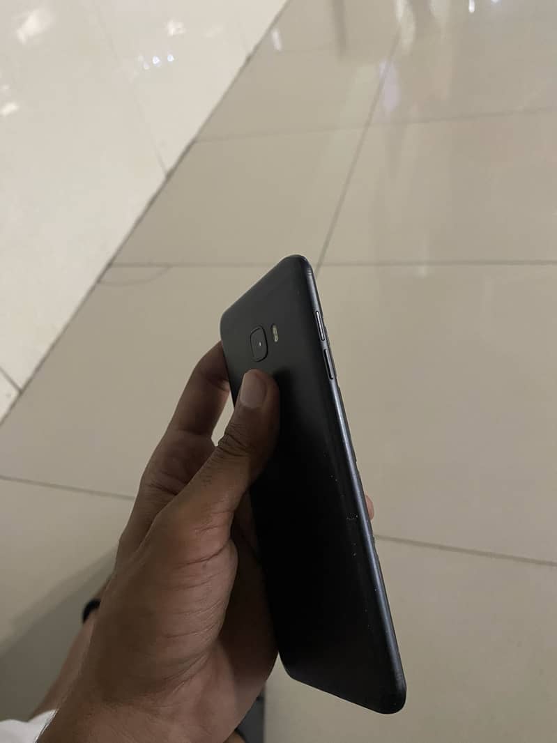 Samsung c5pro 4