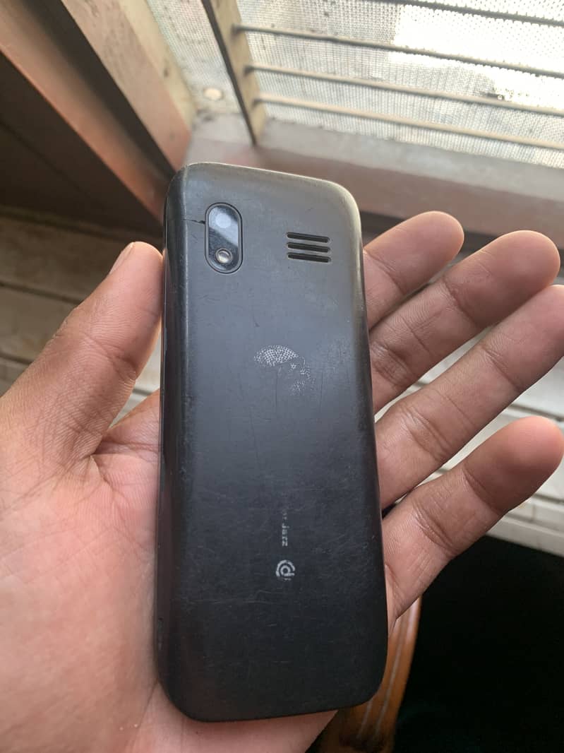 Digit 4G 1