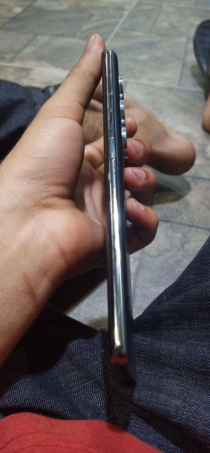Tecno camon 40 pro 3