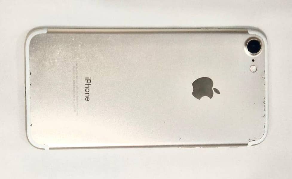 Apple iPhone 7 2