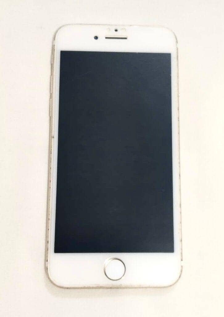 Apple iPhone 7 3